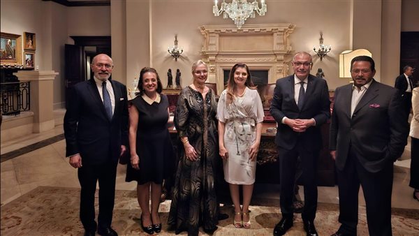 السفير التركي و حرم