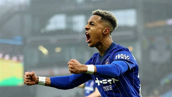 عماري هاتشينسون