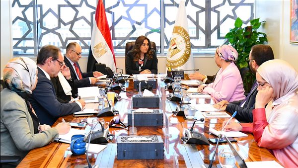 الدكتورة منال عوض