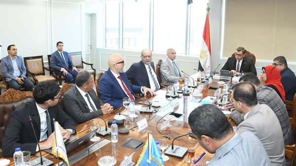 وزير الإسكان