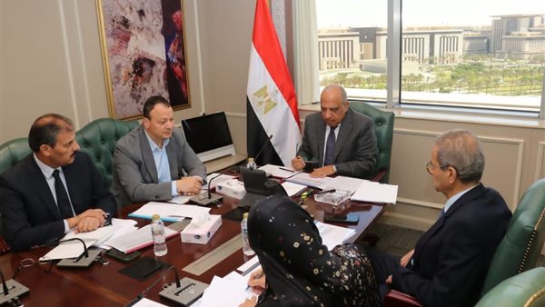  الدكتور محمود عصمت