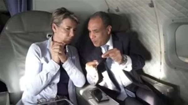  الدكتور بدر عبد