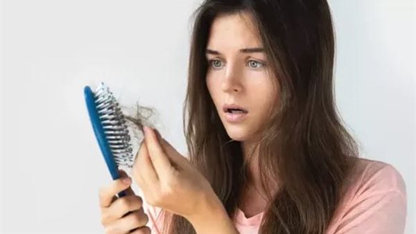 تفسير حلم سقوط الشعر