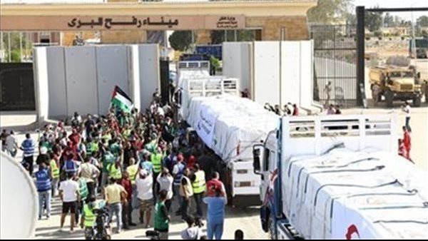 المساعدات الانسانية