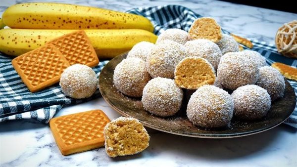  كرات الموز بالبسكويت