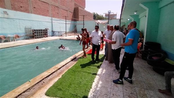 غلق وتشميع حمام سباحة