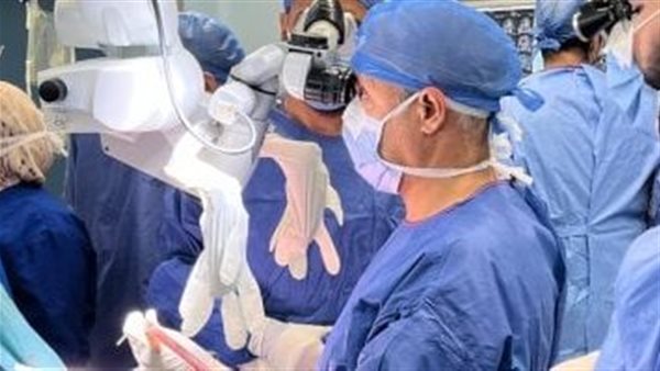 الفريق الطبي