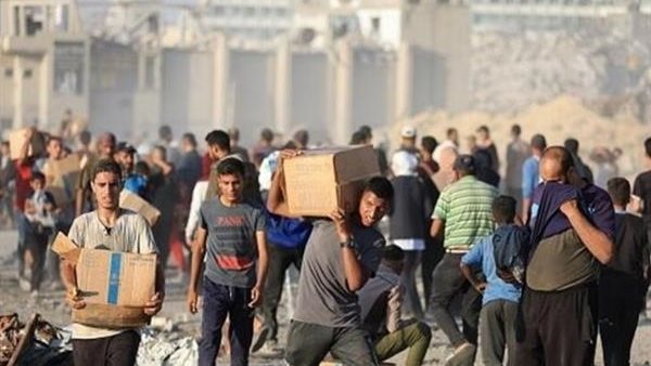 منتظرى المساعدات