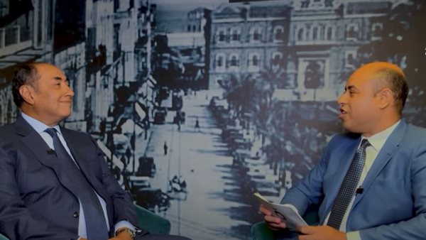  السفير حسام زكي