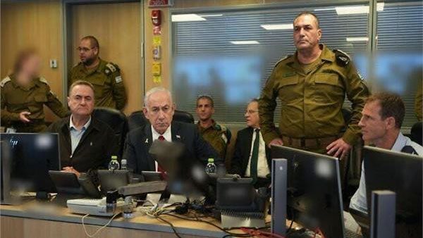 وزير الدفاع ورئيس