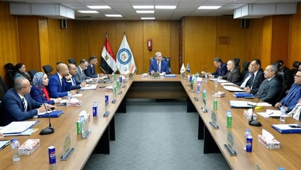 وزير البترول