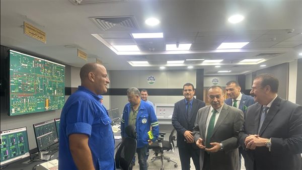  محافظ أسيوط اللواء