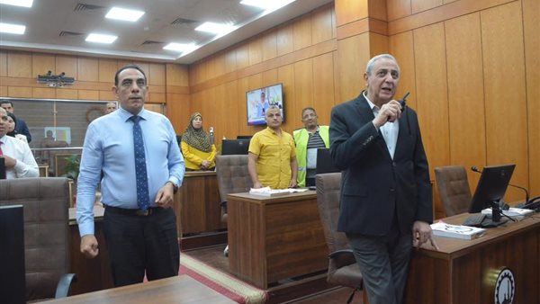 محافظ الغربية يتابع