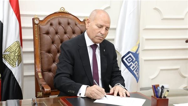 الدكتور إبراهيم صابر