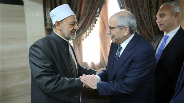 شيخ الأزهر يستقبل