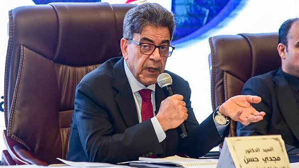 الدكتور مجدي حسن