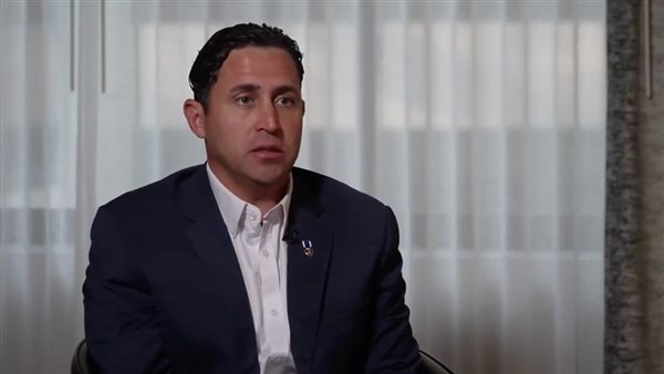 أنتوني أغيلار الضابط