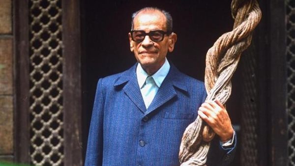 أديب نوبل نجيب محفوظ