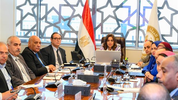 الدكتورة منال عوض