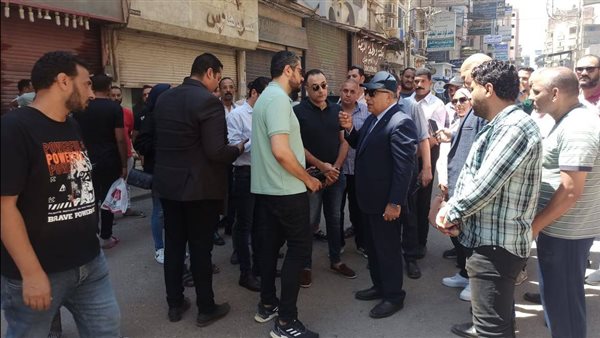 محافظ الدقهلية ومدير