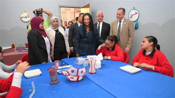 وزيرة التضامن تزور