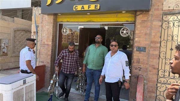 غلق وتشميع 3 محلات