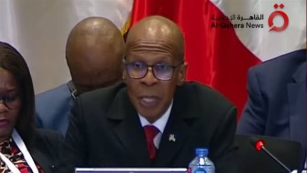 ممثل جنوب أفريقيا