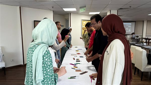 جانب من الندوة