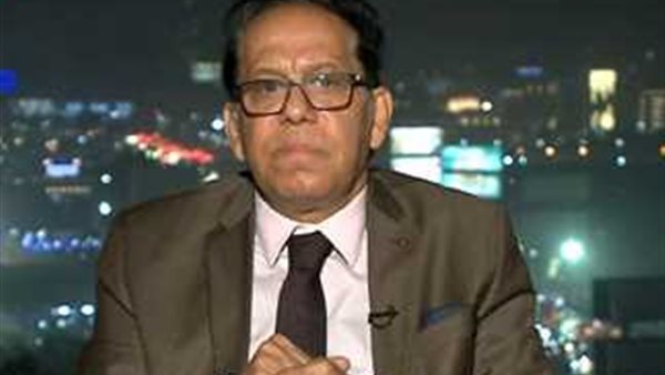  الدكتور ضياء حلمي،