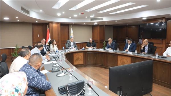 جانب من المتابعة