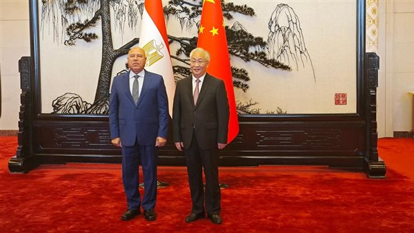 وزير الصناعة والنقل