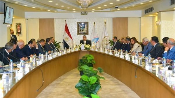  الدكتور شريف فاروق