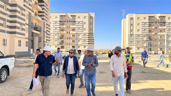وزير الإسكان يتابع