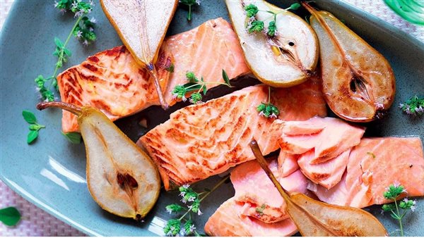 السلمون والتونة