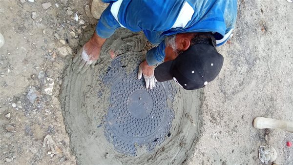 تركيب أغطية بالوعات