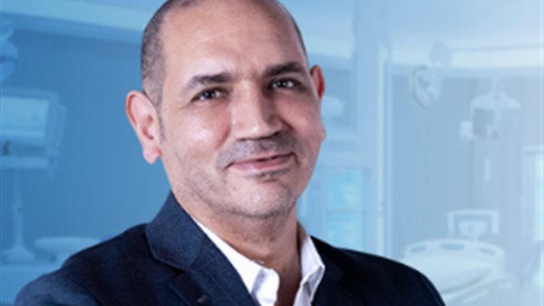 الدكتور هشام عبد