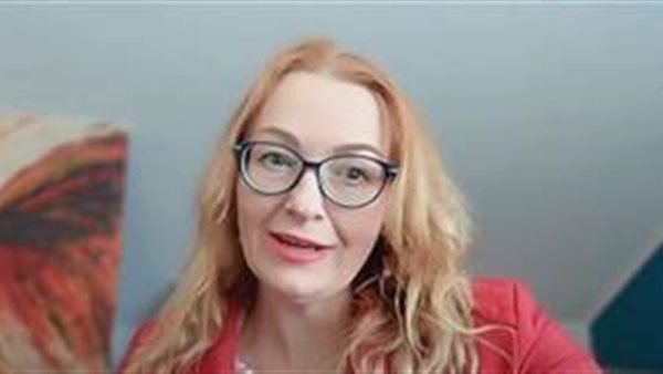  الدكتورة كاميلا