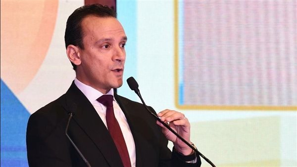 الدكتور عبد الخالق