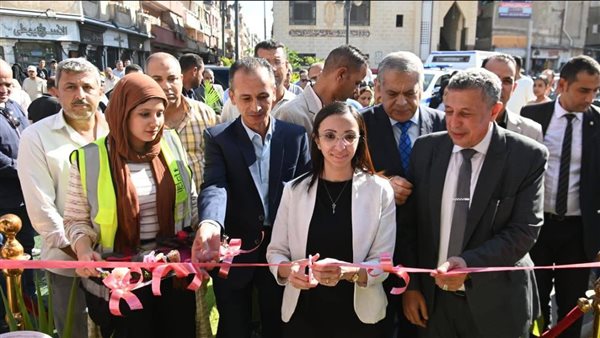 الدكتورة جاكلين عازر