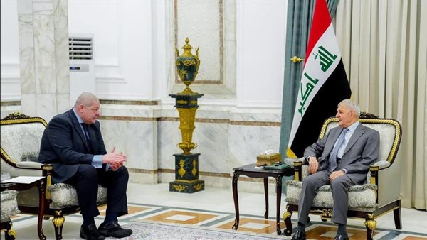 الدكتور عبد اللطيف