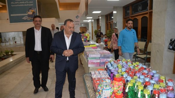 احتفالية توزيع 300