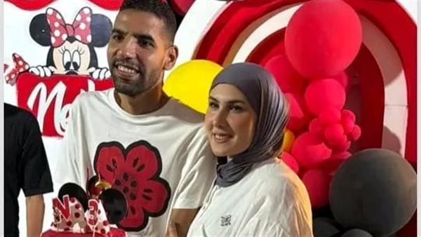 مؤمن زكريا وزوجته