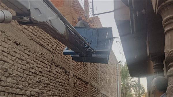 صيانة وتركيب كشافات