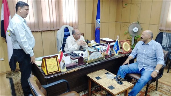 الدكتور حسنى عطية