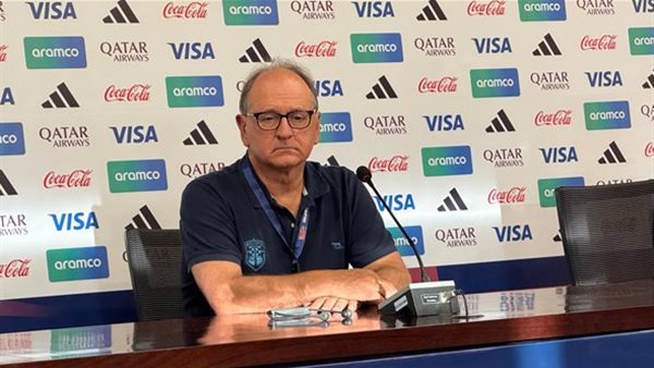 مدرب فريق أوكلاند