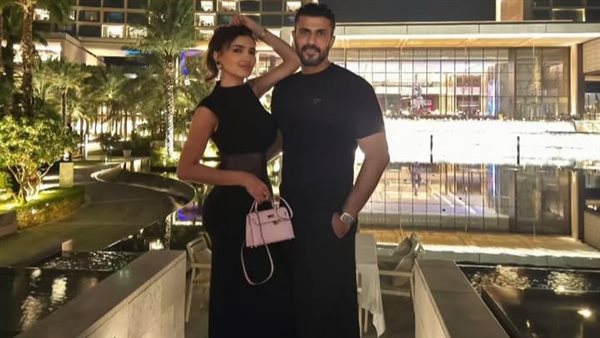 مي عمر وزوجها