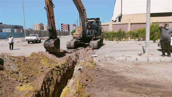 خط صرف صناعي بالمنطقة