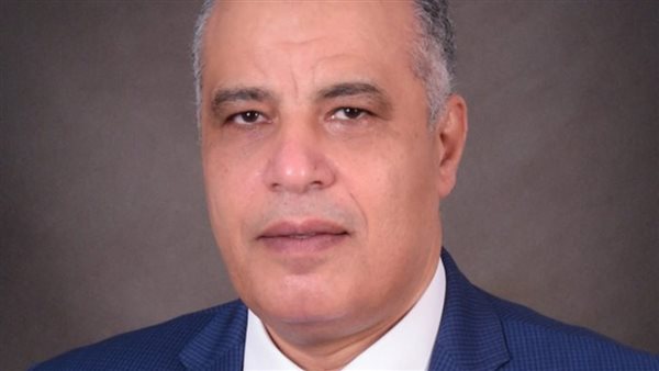 الدكتور علاء عزوز