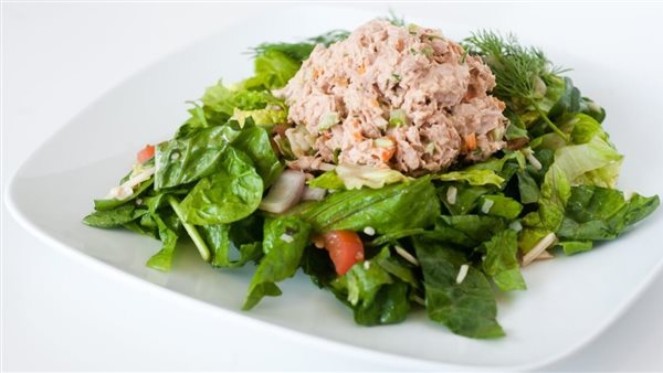 سلطة التونة