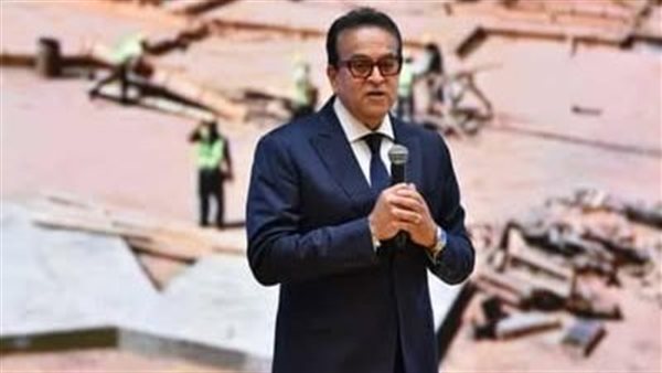  الدكتور خالد عبدالغفار